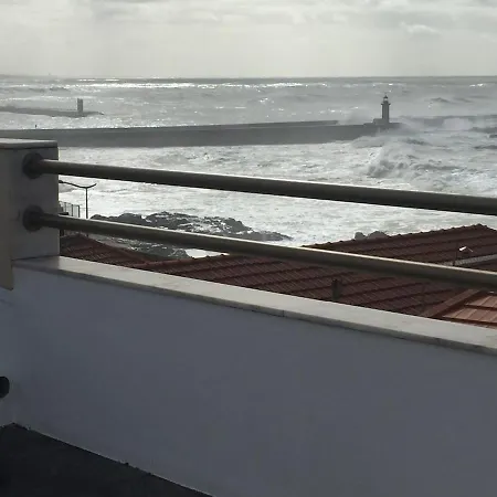 Enjoy A Beautiful Sunset In Apartamento