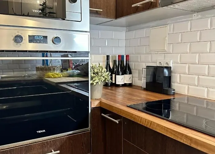 Enjoy A Beautiful Sunset In Porto